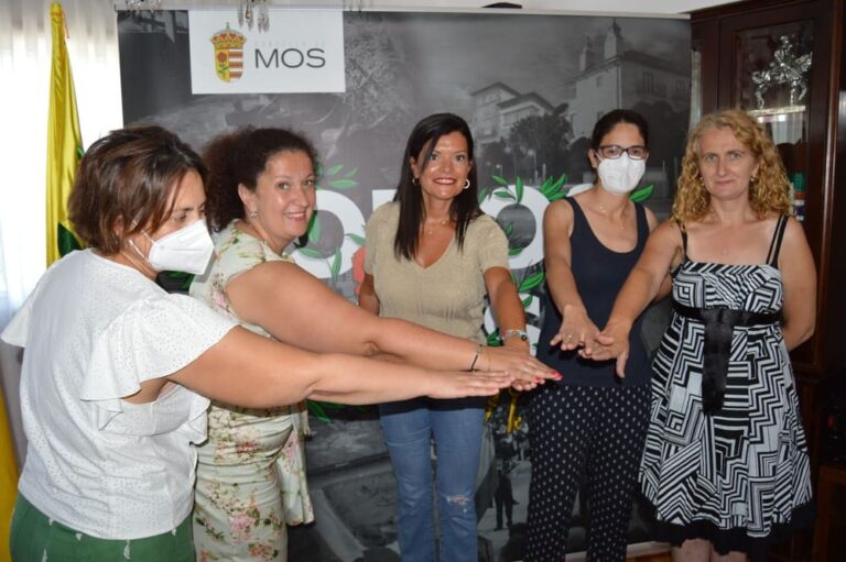 Mos subvenciona a actividade extraescolar de inglés a 200 alumnos