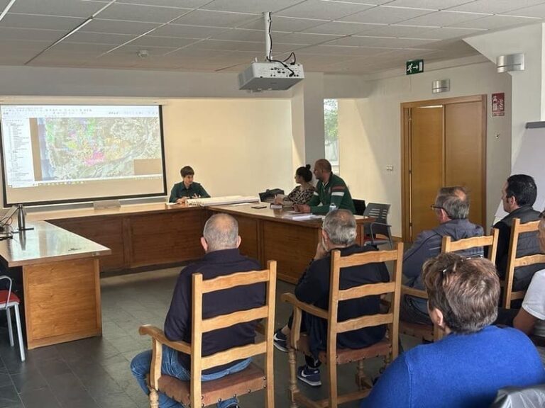 O Concello do Rosal mapea de forma dixital a rede de abastecemento de auga municipal e veciñal
