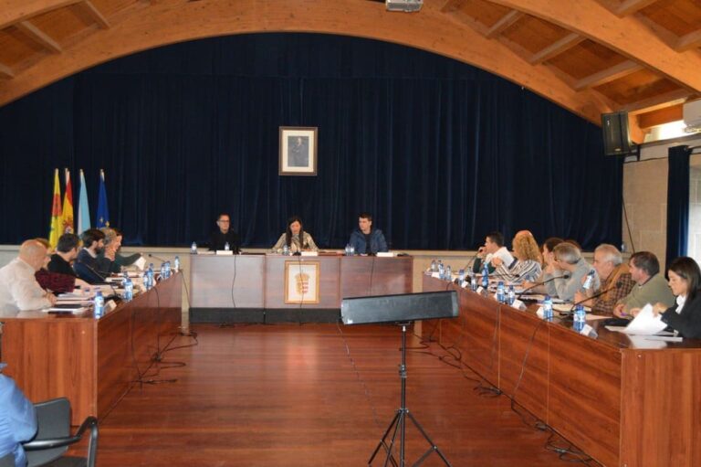Mos regula o horario para depositar o lixo nos colectores