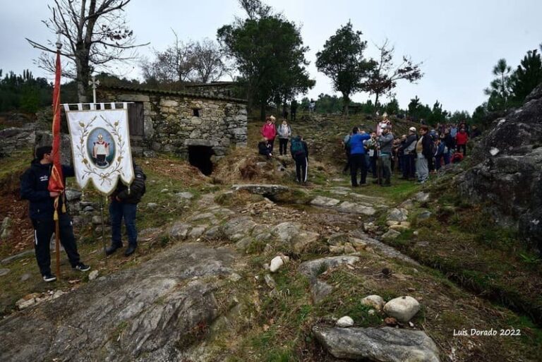 O Rosal invoca o sol para celebrar o seu San Martiño