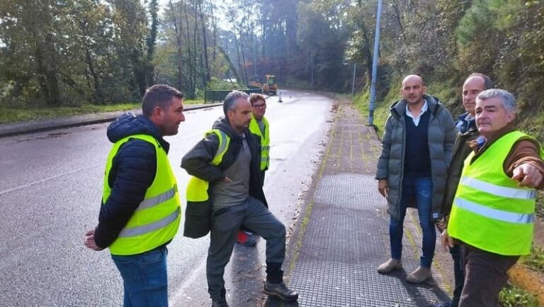 En marcha as obras de ampliación da rede de saneamento en Mosende