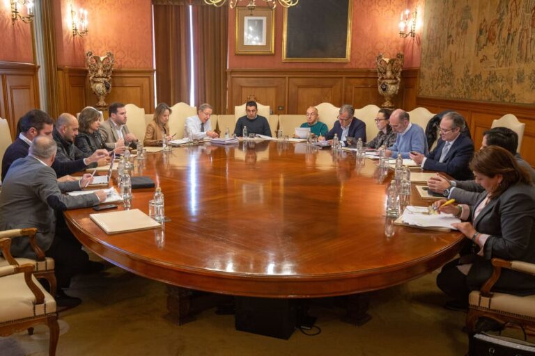 A Deputación abre a finais de mes a inscrición para o programa «Provincia Activa», destinado ás persoas maiores da provincia