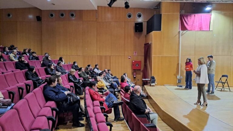 Un cento de persoas comezan a súa formación no Programa Integrado de Emprego de Redondela