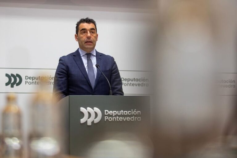 A Deputación destina máis de 1,75 millóns de euros para que 11 concellos da provincia contraten a 54 persoas, afronten gasto corrente e impulsen novos investimentos
