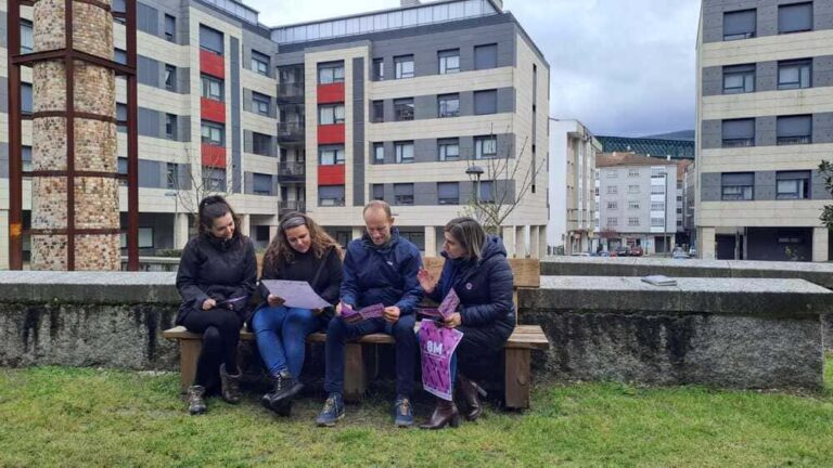 A información sobre a saúde feminina, protagonista das actividades polo 8M en Redondela