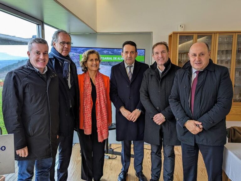 O Pleno da Cañiza aproba por unanimidade o marco para a constitución da ‘Eurocidade do Miño’