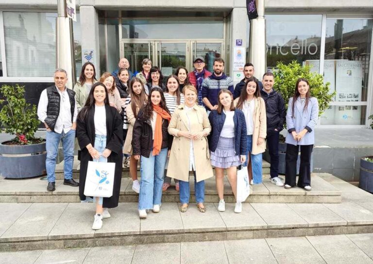 Salceda recibe tres estudiantes francesas en intercambio