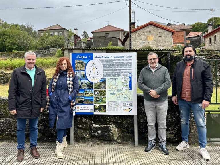 A Cañiza estrea na Franqueira a nova sinaléctica da ‘Via Mariana de Peregrinación Luso Galaica’ que une Braga con Muxía