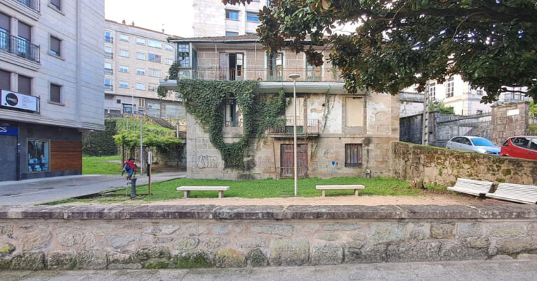 Redondela proxecta un auditorio ao aire libre e un ascensor na contorna do edificio de Don Pancho