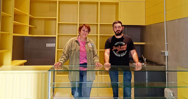 O Mercado do Rosal aposta polo produto de proximidade sumando á Panadería Morales