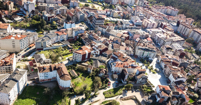 Ponteareas solicitará 15 millóns para centros de día, unha nova biblioteca ou a rexeneración do centro histórico